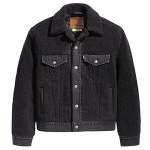 Levi's Ex-Boyfriend Sherpa Trucker Jacket in Black